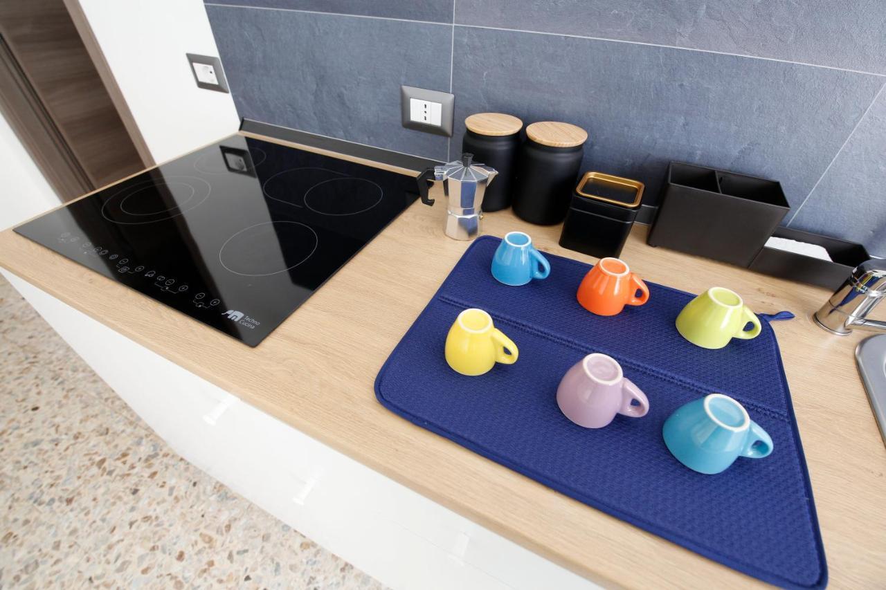 Apartment Holiday Catania Bagian luar foto